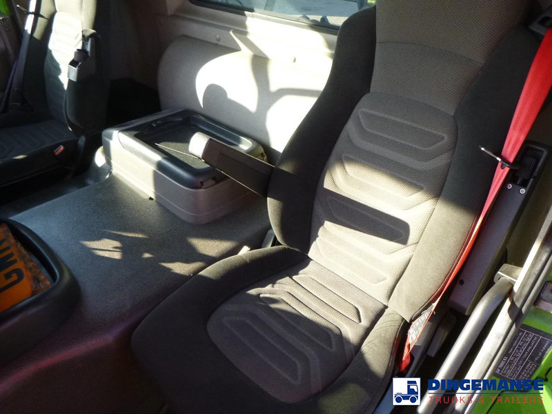 DAF CF 75.310 4x2 RHD в лизинг DAF CF 75.310 4x2 RHD: фото 9