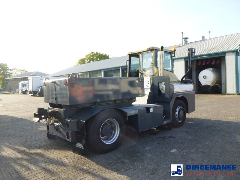 MOL RM 255 4X4 terminal drawbar tractor 150 ton - Тягач: фото 4 MOL RM 255 4X4 terminal drawbar tractor 150 ton - Тягач: фото 4