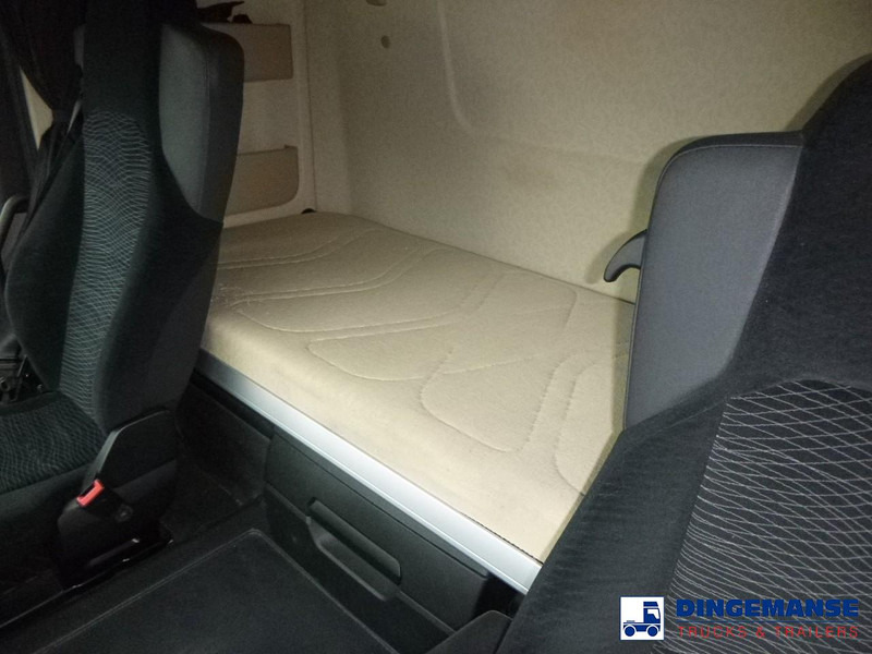 Тягач Mercedes-Benz Actros 1843 4x2 Euro 6 + PTO + ADR: фото 16 Тягач Mercedes-Benz Actros 1843 4x2 Euro 6 + PTO + ADR: фото 16