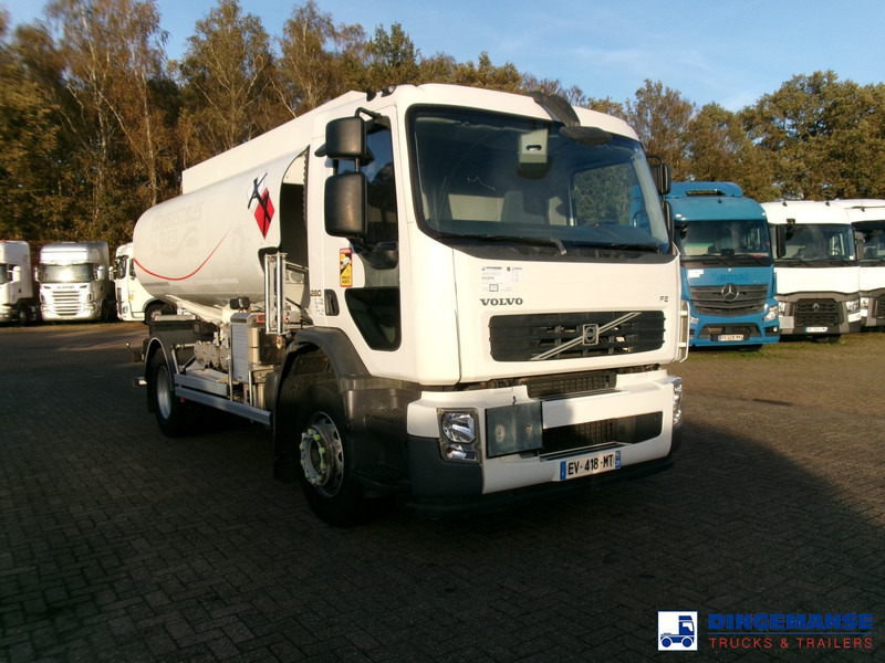 Volvo FE 280 4x2 fuel tank 13.3 m3 / 4 comp - Грузовик-цистерна: фото 2 Volvo FE 280 4x2 fuel tank 13.3 m3 / 4 comp - Грузовик-цистерна: фото 2