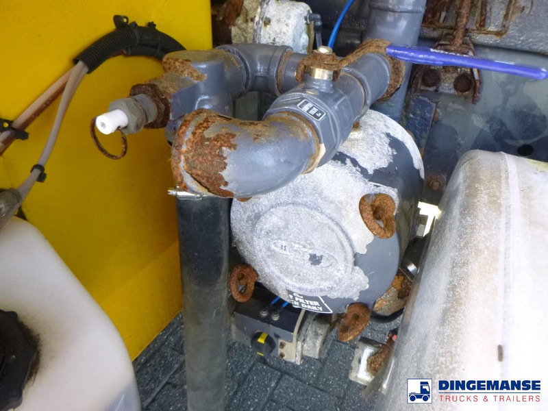 Ассенизатор Volvo FE 300 6X4 Whale vacuum tank 10.2 m3: фото 20 Ассенизатор Volvo FE 300 6X4 Whale vacuum tank 10.2 m3: фото 20