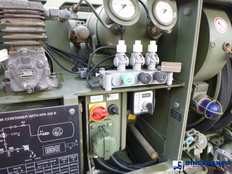 Резервуар для хранения WEW (Westerwälder Eisenwerk) Fuel (kerosene, diesel) tank container 20 ft. inox 10 m3 / 1 comp + pump: фото 12