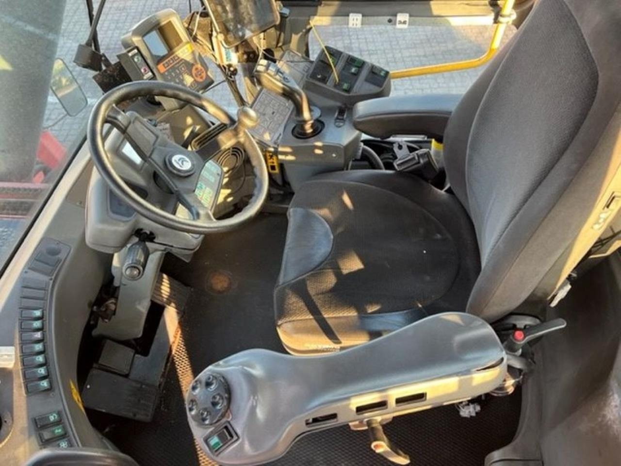 Kalmar DRF450-65S6X - Ричстакер: фото 4 Kalmar DRF450-65S6X - Ричстакер: фото 4