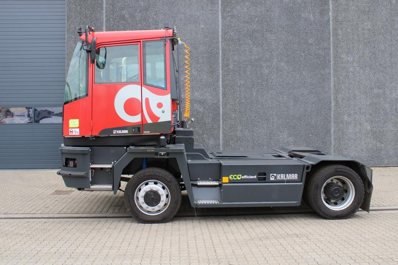Kalmar TRL618I 4X4 - Терминальный тягач: фото 1 Kalmar TRL618I 4X4 - Терминальный тягач: фото 1
