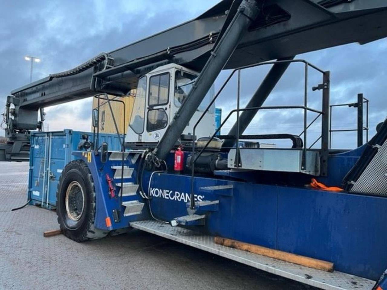 SMV 4531 TB5 - Ричстакер: фото 4 SMV 4531 TB5 - Ричстакер: фото 4