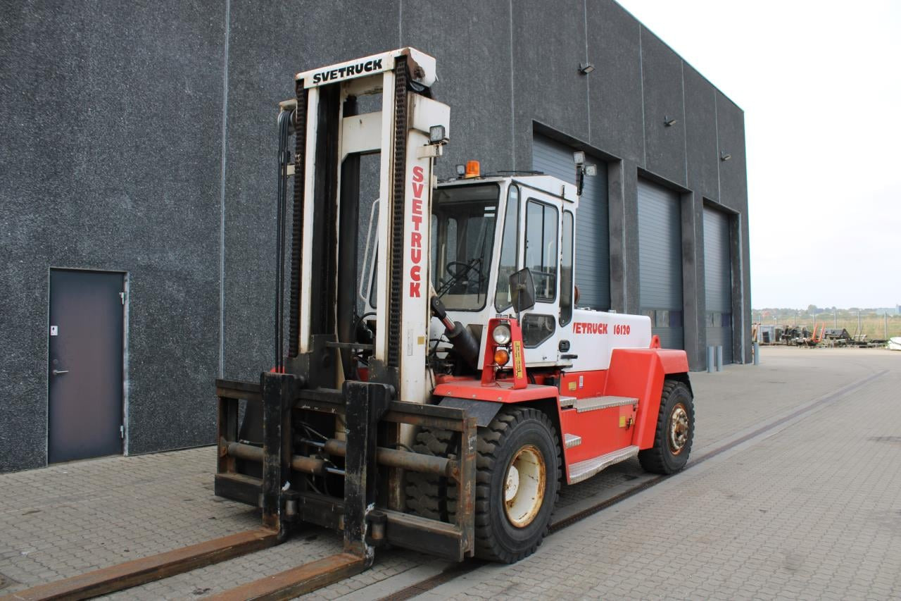 SveTruck 16120 - Дизельный погрузчик: фото 3 SveTruck 16120 - Дизельный погрузчик: фото 3