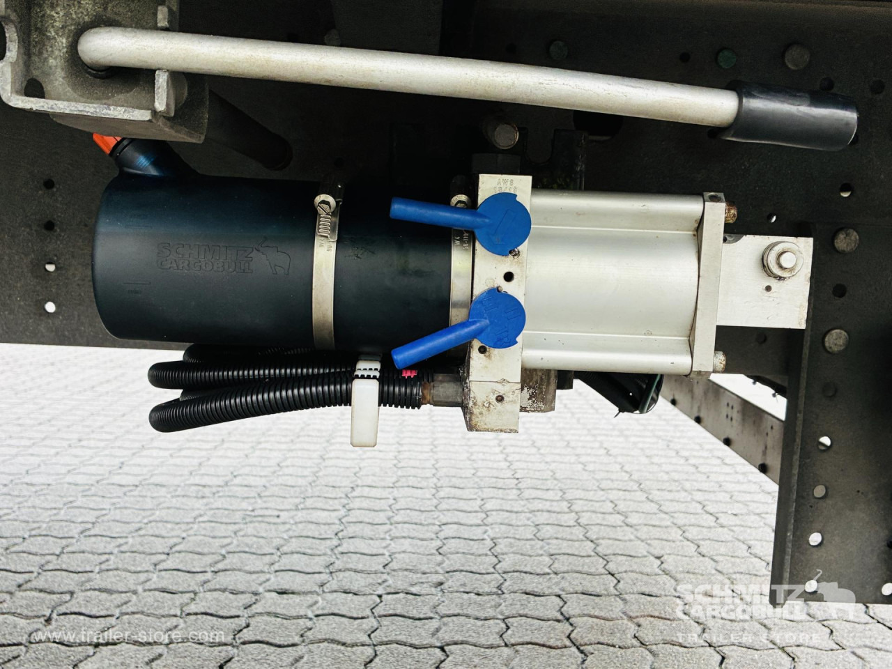 Тентованный полуприцеп SCHMITZ Auflieger Curtainsider Mega: фото 12 Тентованный полуприцеп SCHMITZ Auflieger Curtainsider Mega: фото 12