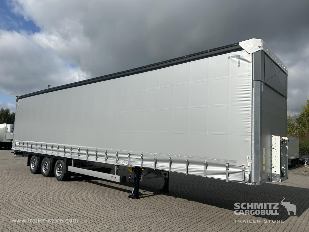 SCHMITZ Auflieger Curtainsider Mega - Тентованный полуприцеп: фото 1 SCHMITZ Auflieger Curtainsider Mega - Тентованный полуприцеп: фото 1
