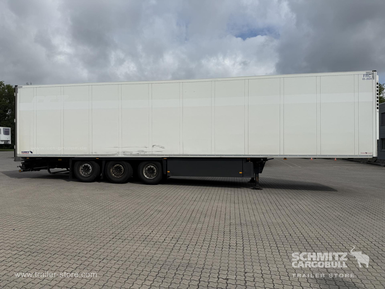 SCHMITZ Auflieger Tiefkühler Standard Double deck - Изотермический полуприцеп: фото 2 SCHMITZ Auflieger Tiefkühler Standard Double deck - Изотермический полуприцеп: фото 2