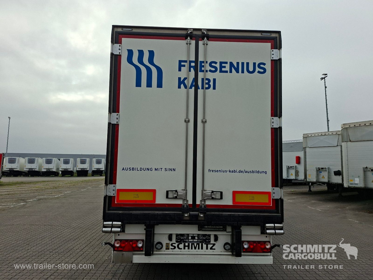 SCHMITZ Auflieger Tiefkühler Standard Double deck - Изотермический полуприцеп: фото 2 SCHMITZ Auflieger Tiefkühler Standard Double deck - Изотермический полуприцеп: фото 2