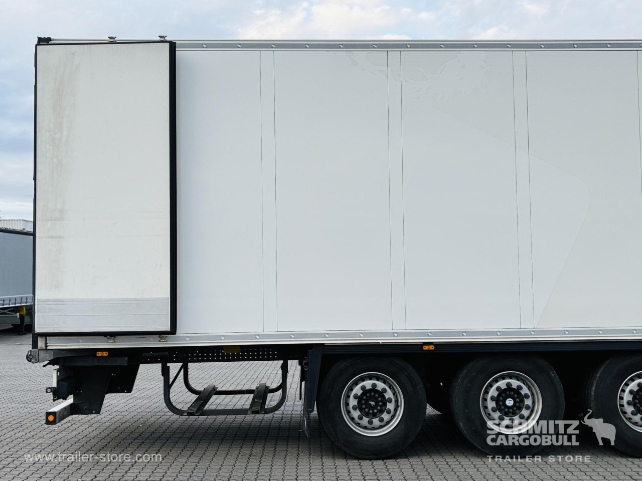 SCHMITZ Auflieger Tiefkühler Standard Double deck - Изотермический полуприцеп: фото 3 SCHMITZ Auflieger Tiefkühler Standard Double deck - Изотермический полуприцеп: фото 3