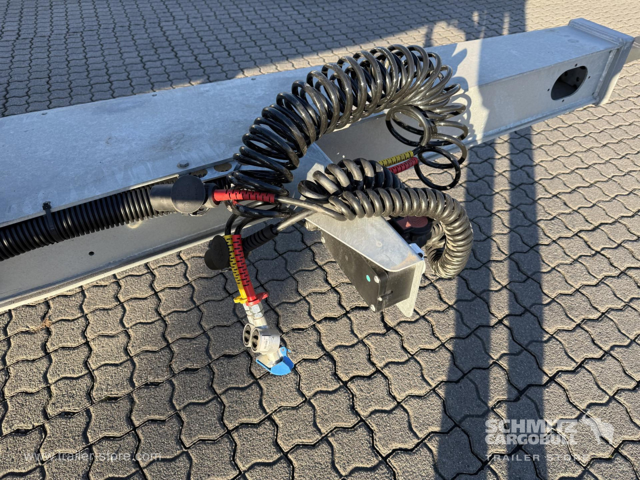 Прицеп-контейнеровоз/ Сменный кузов SCHMITZ Zentralachsanhänger Wechselfahrgestell Standard: фото 12 Прицеп-контейнеровоз/ Сменный кузов SCHMITZ Zentralachsanhänger Wechselfahrgestell Standard: фото 12