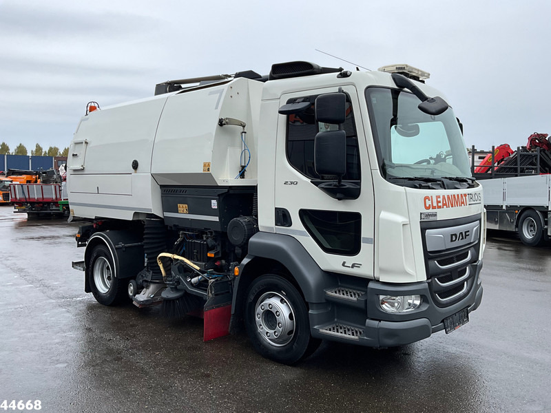DAF FA LF 230 Euro 6 Johnston VT652 Just 87.278 km! - Подметально-уборочная машина: фото 4 DAF FA LF 230 Euro 6 Johnston VT652 Just 87.278 km! - Подметально-уборочная машина: фото 4