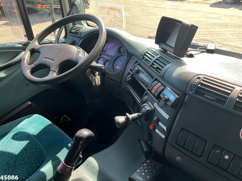 Фото интерьера 1: Крюковой мультилифт, Автоманипулятор DAF FAS 85 CF 340 Manual Hiab 12 Tonmeter laadkraan