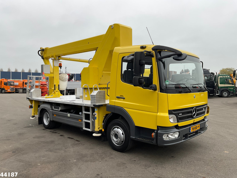 Mercedes-Benz Atego 815 Wumag Elevant 17 meter hoogwerker Just 39.048 km! - Грузовик: фото 4 Mercedes-Benz Atego 815 Wumag Elevant 17 meter hoogwerker Just 39.048 km! - Грузовик: фото 4