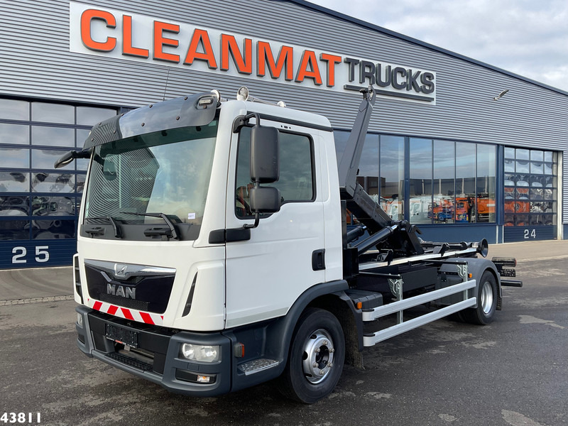 MAN TGL 12.220 Euro 6 12 Ton haakarmsysteem - Крюковой мультилифт: фото 1 MAN TGL 12.220 Euro 6 12 Ton haakarmsysteem - Крюковой мультилифт: фото 1