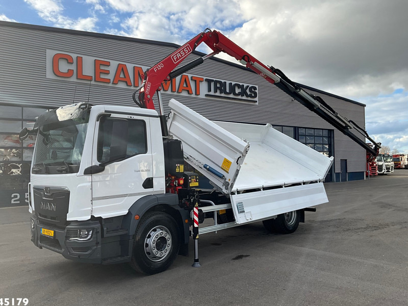 MAN TGM 18.320 Euro 6 Fassi 13 Tonmeter laadkraan NEW AND UNUSED! - Самосвал, Автоманипулятор: фото 2 MAN TGM 18.320 Euro 6 Fassi 13 Tonmeter laadkraan NEW AND UNUSED! - Самосвал, Автоманипулятор: фото 2