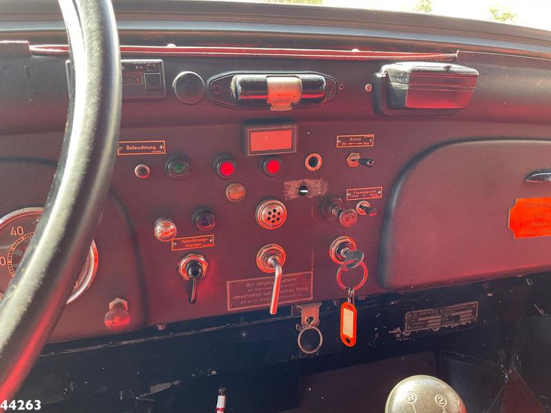Пожарная машина Mercedes-Benz LF 311 Oldtimer Feuerwehrfahrzeug Just 35.940 km!: фото 16