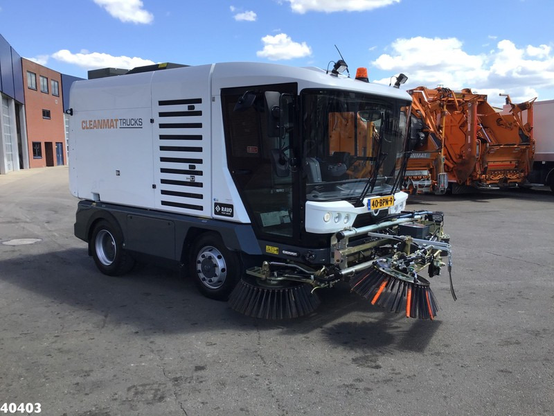 Ravo 5-SERIES 580 with 3-rd brush - Подметально-уборочная машина: фото 5 Ravo 5-SERIES 580 with 3-rd brush - Подметально-уборочная машина: фото 5