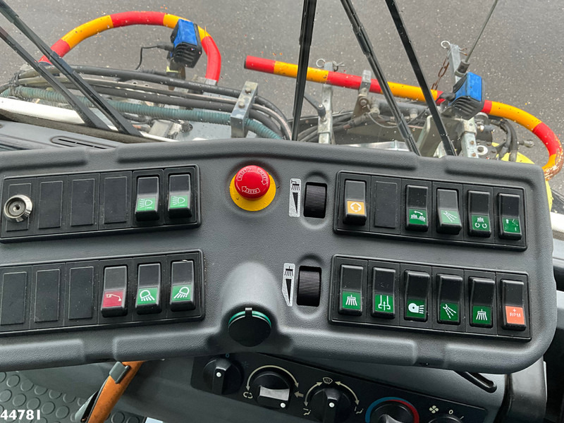 Подметально-уборочная машина Ravo 540 CD Euro 6 with 3-rd brush: фото 13 Подметально-уборочная машина Ravo 540 CD Euro 6 with 3-rd brush: фото 13