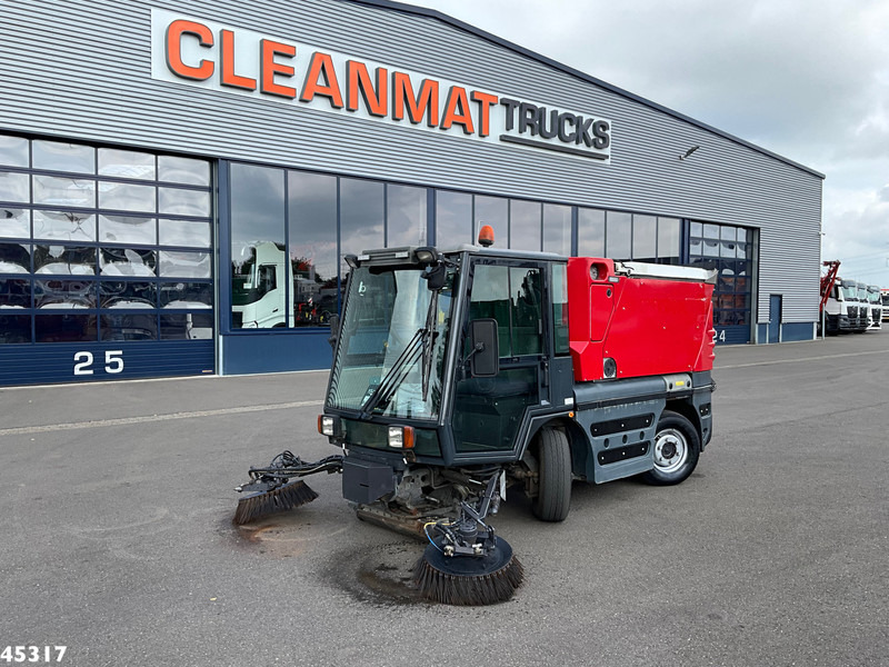 Schmidt Compact 200 - Подметально-уборочная машина: фото 2 Schmidt Compact 200 - Подметально-уборочная машина: фото 2