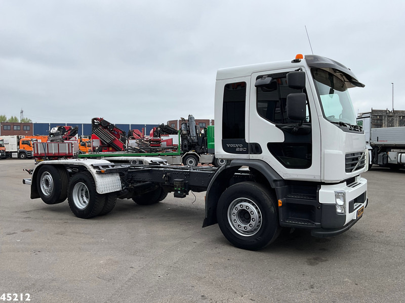 Volvo FE 260 Chassis cabine with PTO Just 199.470 km! - Грузовик-шасси: фото 3 Volvo FE 260 Chassis cabine with PTO Just 199.470 km! - Грузовик-шасси: фото 3