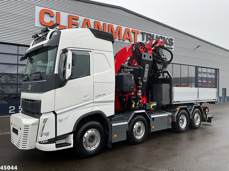 Volvo FH 540 8x2 Fassi 145 Tonmeter laadkraan + Fly-JIb Just 7.187 Km! Demo voertuig! - Автоманипулятор: фото 3 Volvo FH 540 8x2 Fassi 145 Tonmeter laadkraan + Fly-JIb Just 7.187 Km! Demo voertuig! - Автоманипулятор: фото 3