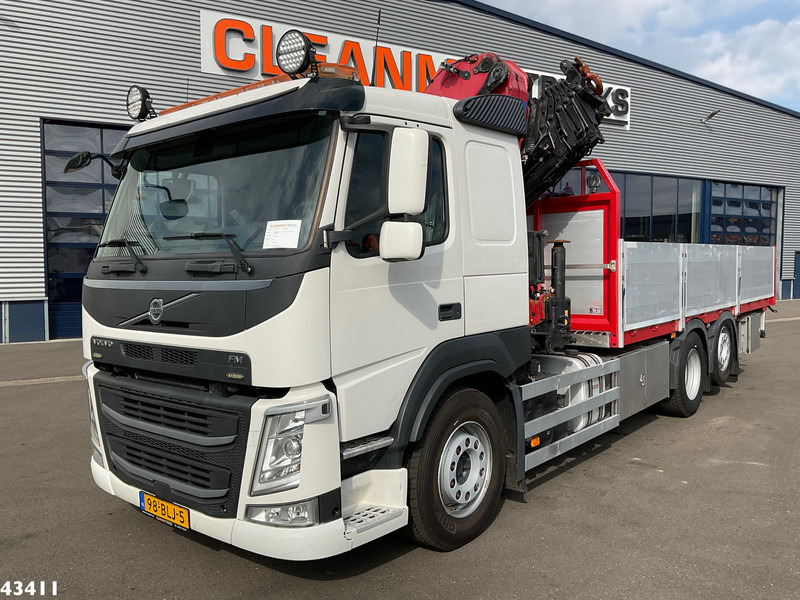 Volvo FM 500 Euro 6 HMF 32 Tonmeter laadkraan Just 166.643 km! - Автоманипулятор: фото 2 Volvo FM 500 Euro 6 HMF 32 Tonmeter laadkraan Just 166.643 km! - Автоманипулятор: фото 2