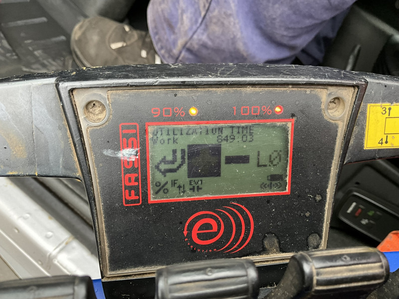 Автоманипулятор Volvo FMX 500 4x4 Fassi 31 Tonmeter laadkraan + Fly-Jib!: фото 17 Автоманипулятор Volvo FMX 500 4x4 Fassi 31 Tonmeter laadkraan + Fly-Jib!: фото 17