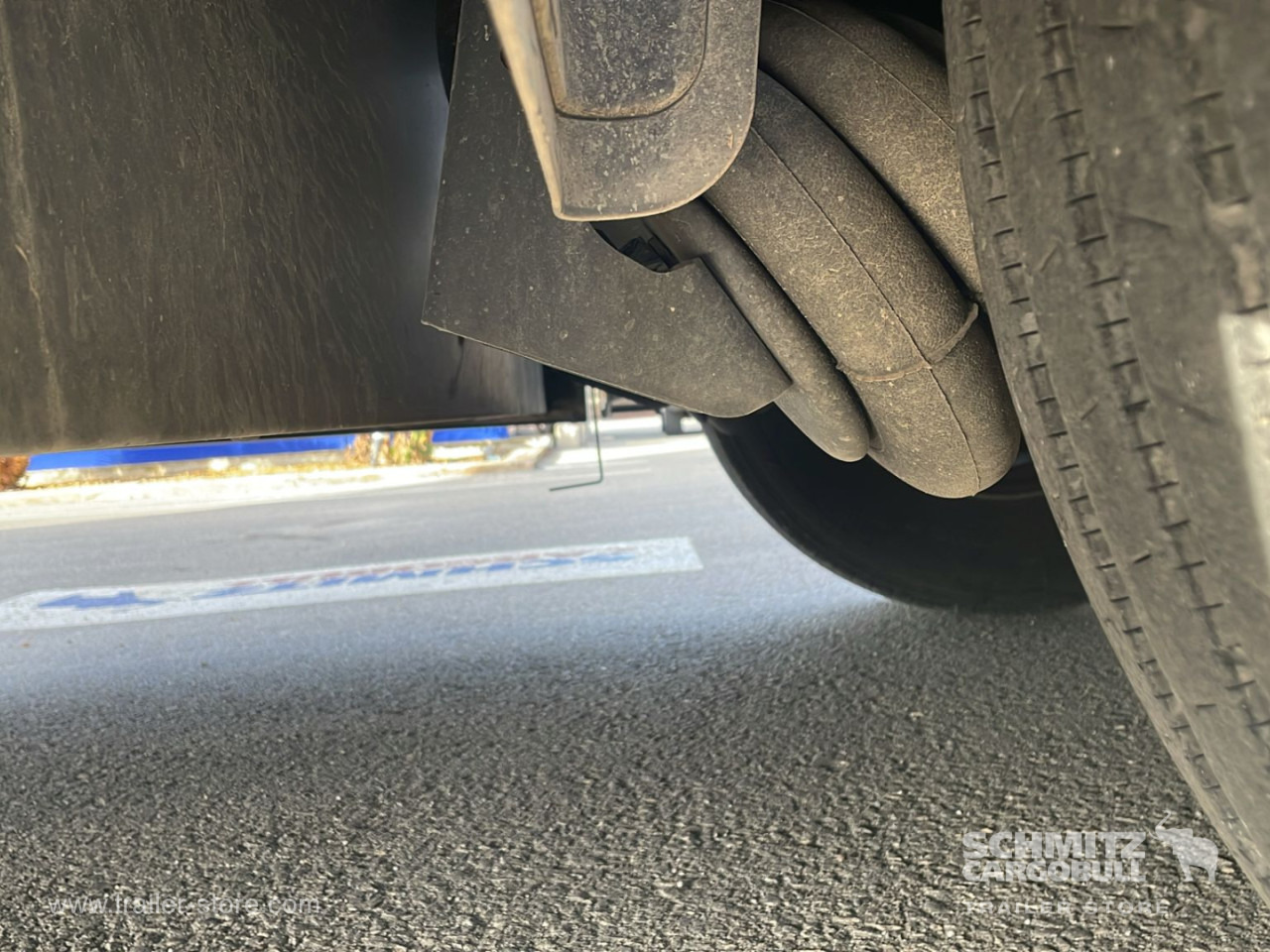 SCHMITZ Semiremolque Frigo Standard - Изотермический полуприцеп: фото 2 SCHMITZ Semiremolque Frigo Standard - Изотермический полуприцеп: фото 2