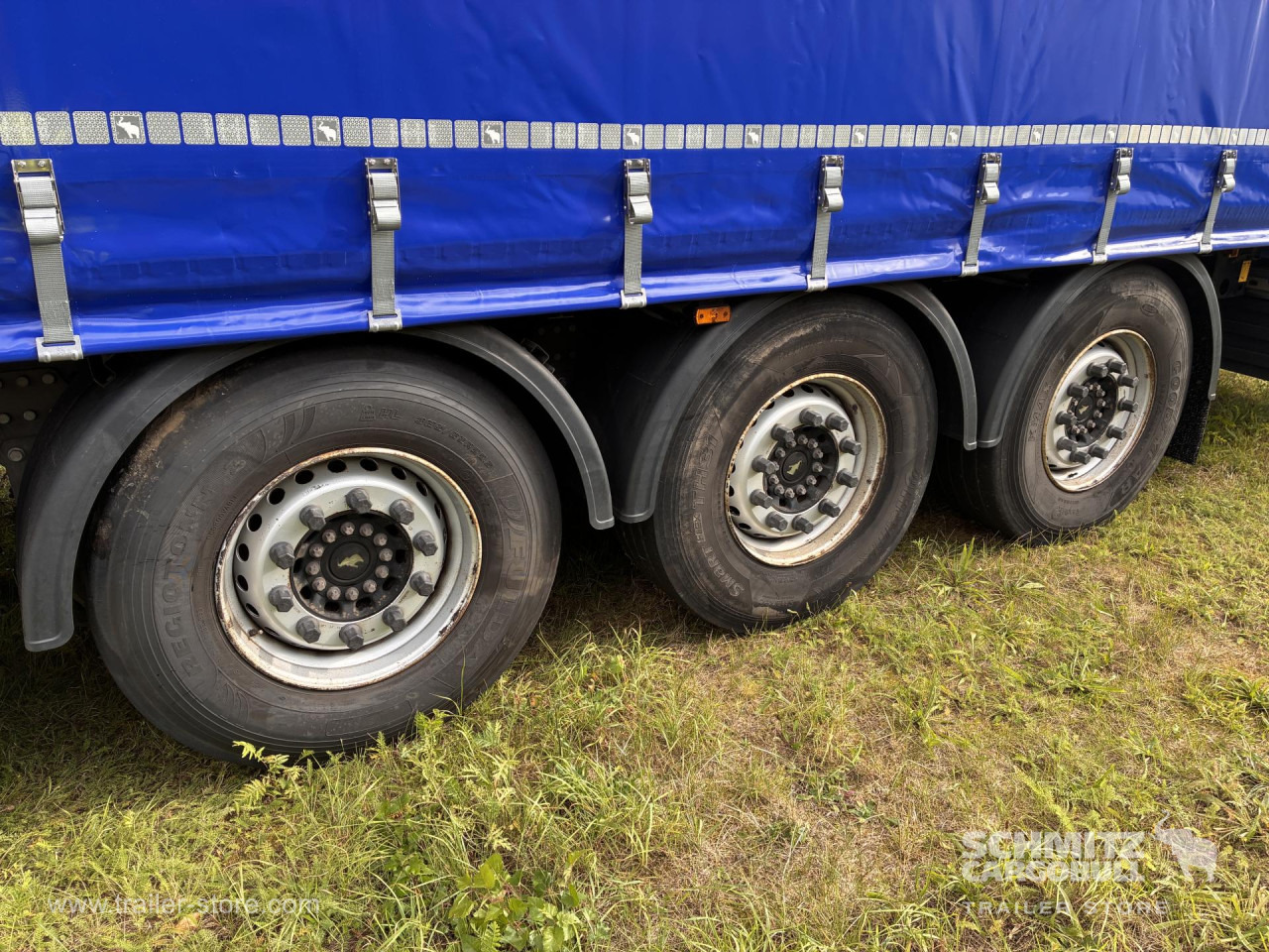 SCHMITZ Auflieger Curtainsider Standard - Тентованный полуприцеп: фото 4 SCHMITZ Auflieger Curtainsider Standard - Тентованный полуприцеп: фото 4