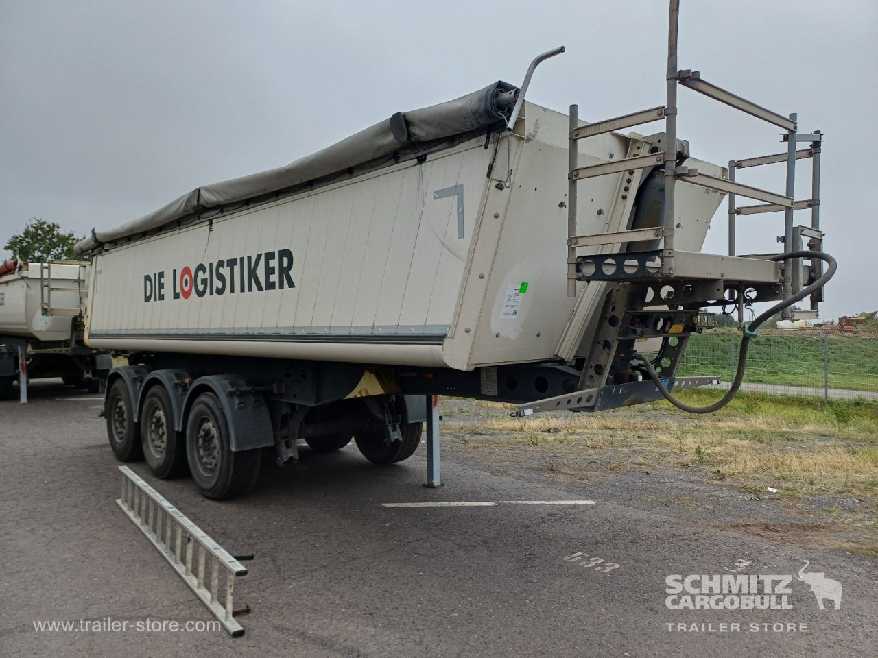 SCHMITZ Auflieger Kipper Alukastenmulde 24m³ - Самосвальный полуприцеп: фото 1 SCHMITZ Auflieger Kipper Alukastenmulde 24m³ - Самосвальный полуприцеп: фото 1