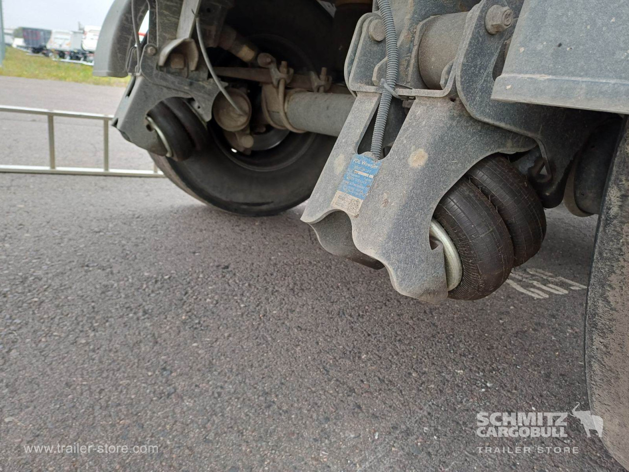 SCHMITZ Auflieger Kipper Alukastenmulde 24m³ - Самосвальный полуприцеп: фото 3 SCHMITZ Auflieger Kipper Alukastenmulde 24m³ - Самосвальный полуприцеп: фото 3