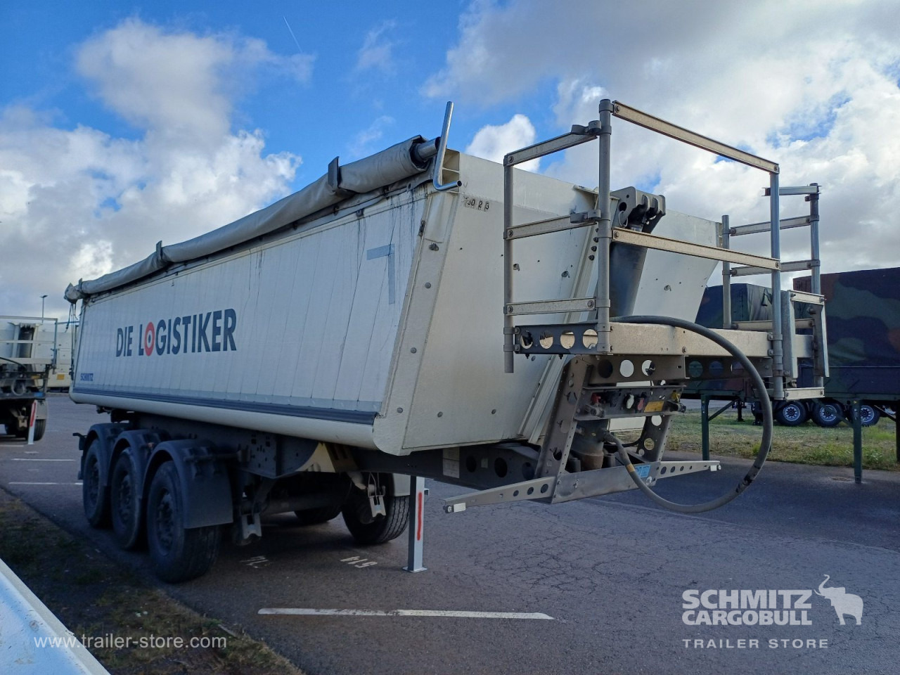 SCHMITZ Auflieger Kipper Alukastenmulde 24m³ - Самосвальный полуприцеп: фото 1 SCHMITZ Auflieger Kipper Alukastenmulde 24m³ - Самосвальный полуприцеп: фото 1