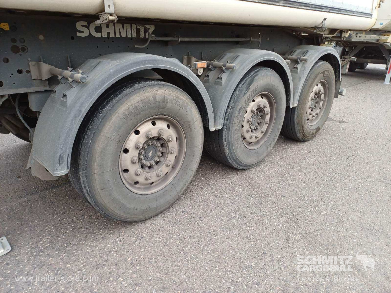 SCHMITZ Auflieger Kipper Alukastenmulde 24m³ - Самосвальный полуприцеп: фото 2 SCHMITZ Auflieger Kipper Alukastenmulde 24m³ - Самосвальный полуприцеп: фото 2