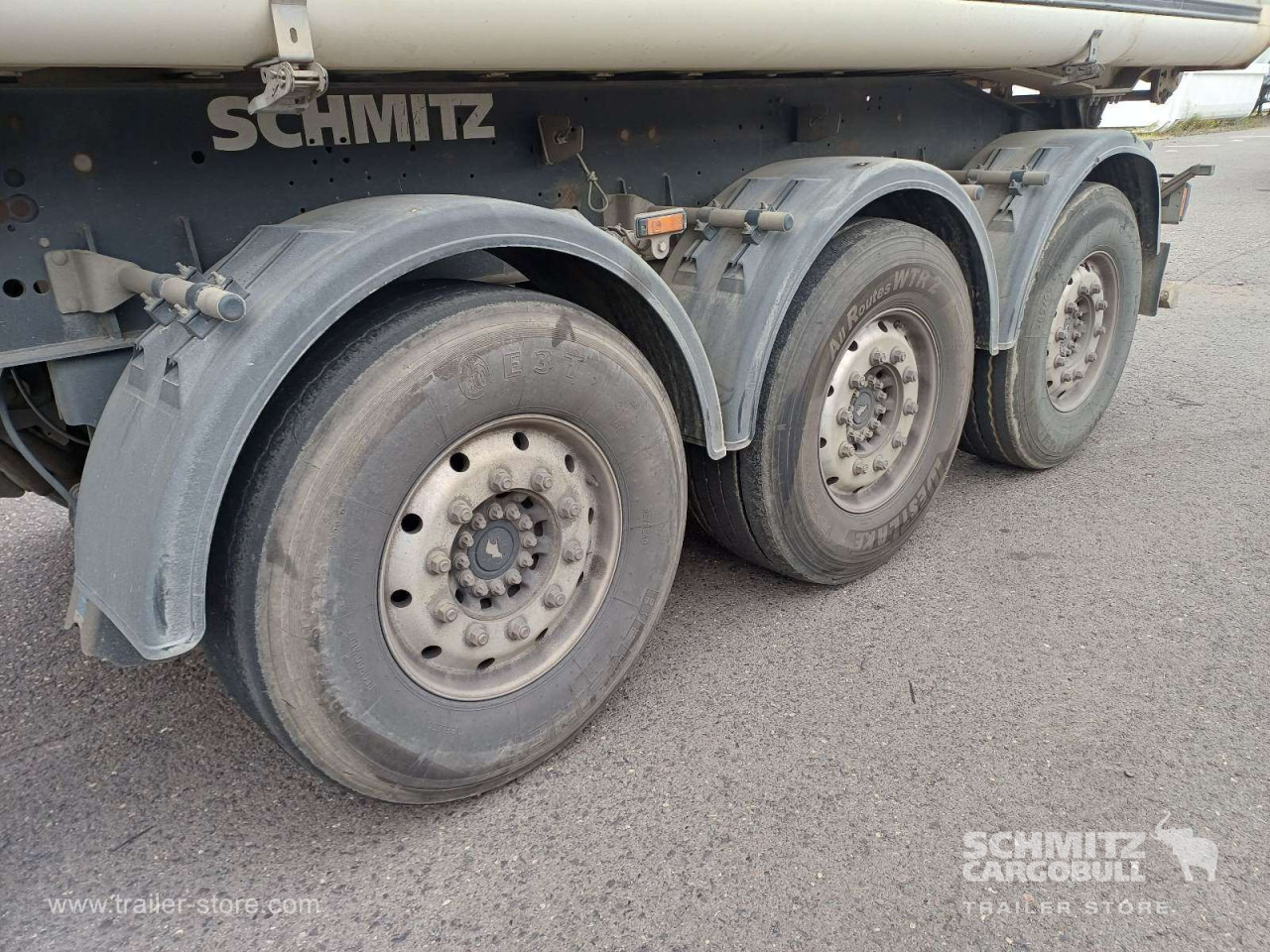 SCHMITZ Auflieger Kipper Alukastenmulde 24m³ - Самосвальный полуприцеп: фото 2 SCHMITZ Auflieger Kipper Alukastenmulde 24m³ - Самосвальный полуприцеп: фото 2