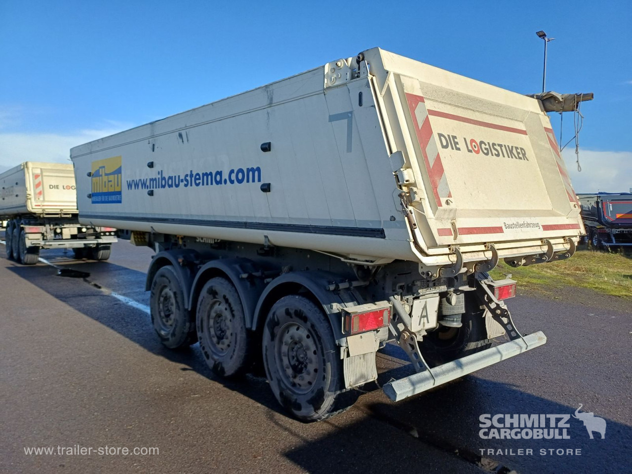 SCHMITZ Auflieger Kipper Alukastenmulde 24m³ - Самосвальный полуприцеп: фото 4 SCHMITZ Auflieger Kipper Alukastenmulde 24m³ - Самосвальный полуприцеп: фото 4