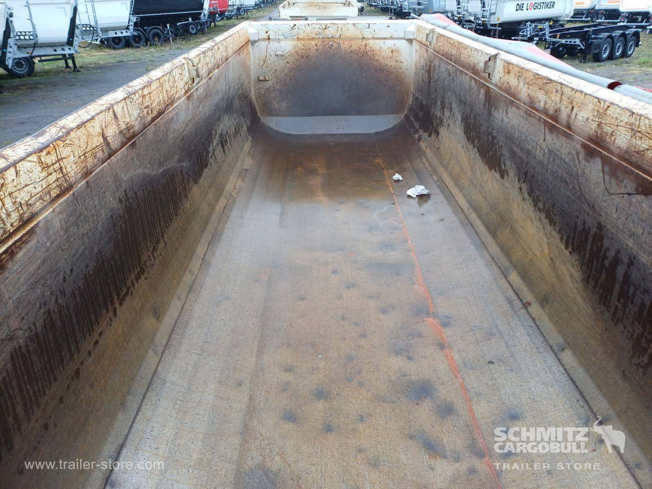 SCHMITZ Auflieger Kipper Stahlrundmulde 24m³ - Самосвальный полуприцеп: фото 5 SCHMITZ Auflieger Kipper Stahlrundmulde 24m³ - Самосвальный полуприцеп: фото 5