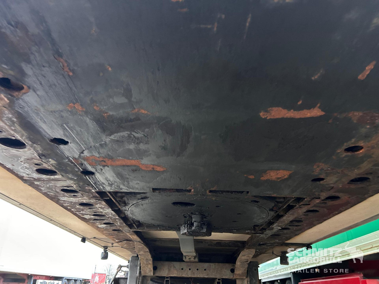 KRONE Reefer Standard Taillift - Изотермический полуприцеп: фото 3 KRONE Reefer Standard Taillift - Изотермический полуприцеп: фото 3