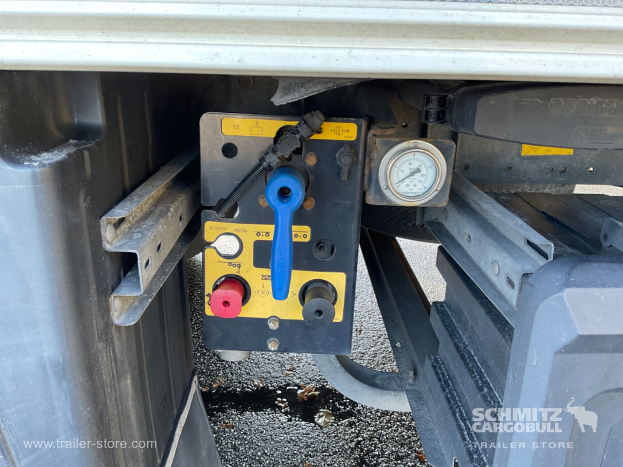 SCHMITZ Reefer Standard Double deck - Изотермический полуприцеп: фото 3 SCHMITZ Reefer Standard Double deck - Изотермический полуприцеп: фото 3