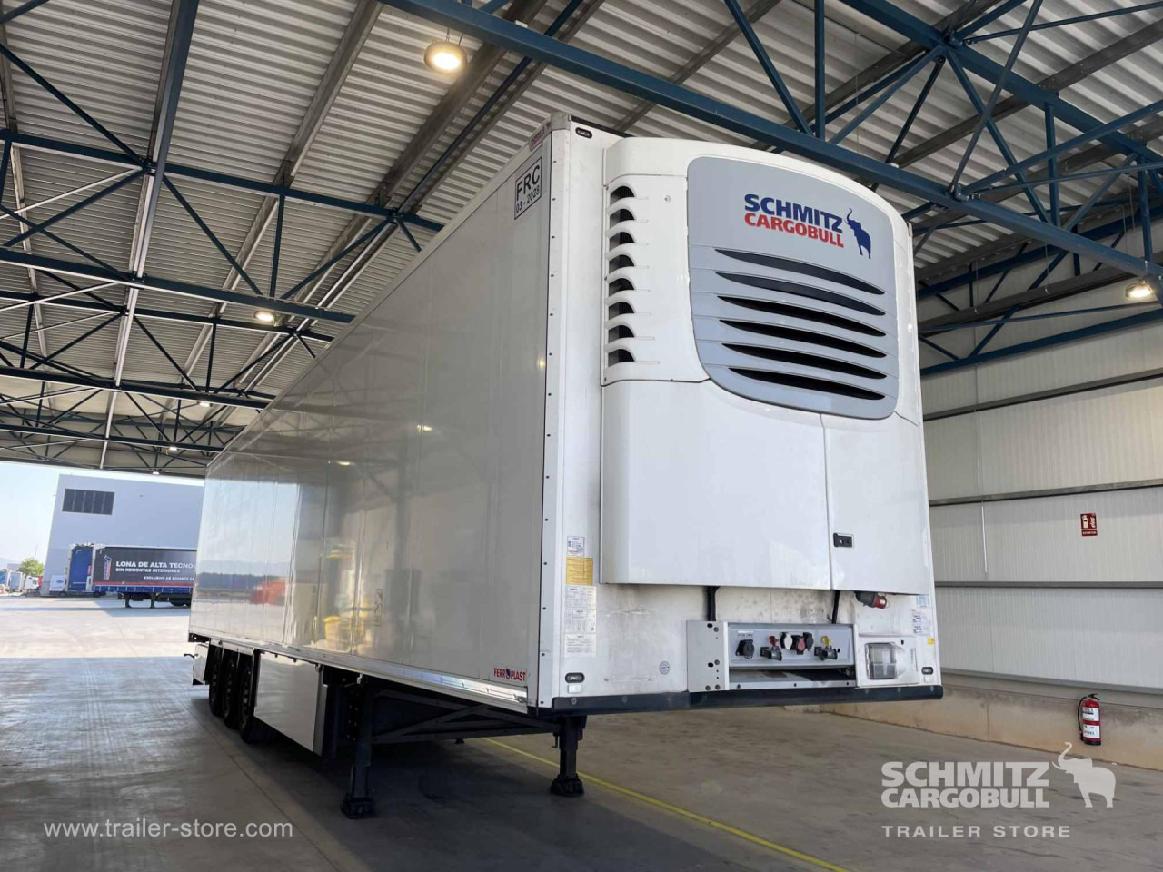SCHMITZ Semiremolque Frigo Standard - Изотермический полуприцеп: фото 3 SCHMITZ Semiremolque Frigo Standard - Изотермический полуприцеп: фото 3