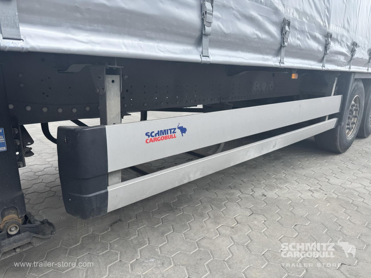 SCHMITZ Curtainsider Standard - Тентованный полуприцеп: фото 2 SCHMITZ Curtainsider Standard - Тентованный полуприцеп: фото 2