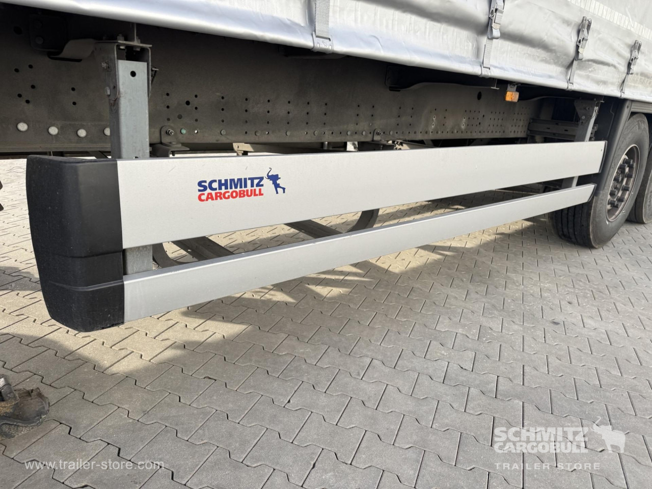 SCHMITZ Curtainsider Standard - Тентованный полуприцеп: фото 3 SCHMITZ Curtainsider Standard - Тентованный полуприцеп: фото 3