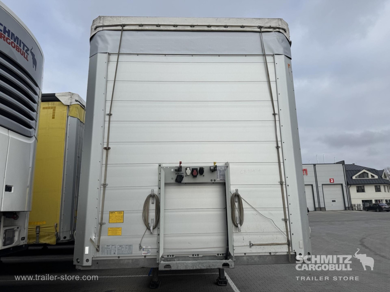 SCHMITZ Curtainsider Standard - Тентованный полуприцеп: фото 4 SCHMITZ Curtainsider Standard - Тентованный полуприцеп: фото 4
