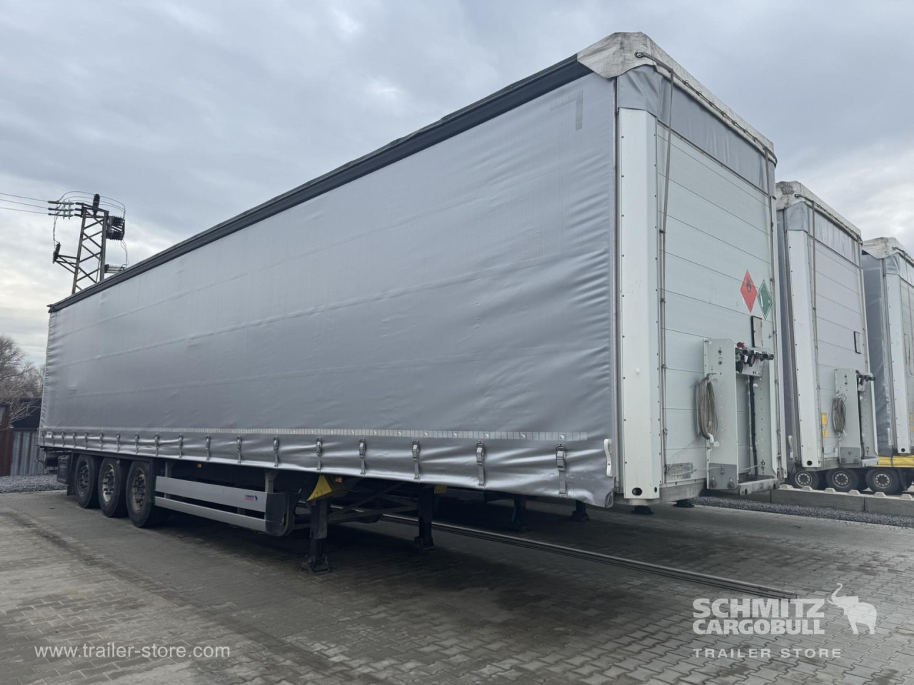 SCHMITZ Curtainsider Standard - Тентованный полуприцеп: фото 1 SCHMITZ Curtainsider Standard - Тентованный полуприцеп: фото 1