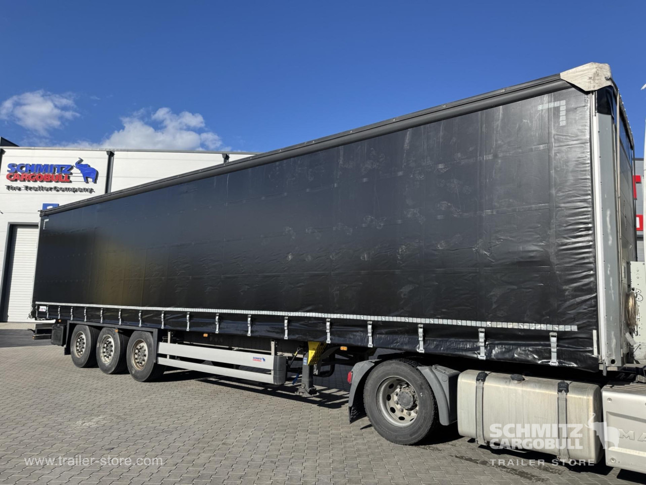 SCHMITZ Curtainsider Standard - Тентованный полуприцеп: фото 1 SCHMITZ Curtainsider Standard - Тентованный полуприцеп: фото 1