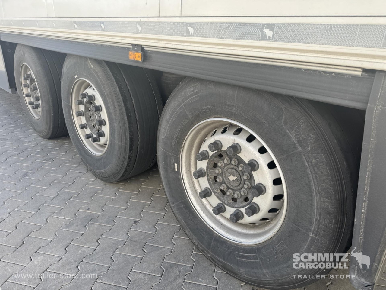 SCHMITZ Reefer Standard Double deck - Изотермический полуприцеп: фото 3 SCHMITZ Reefer Standard Double deck - Изотермический полуприцеп: фото 3