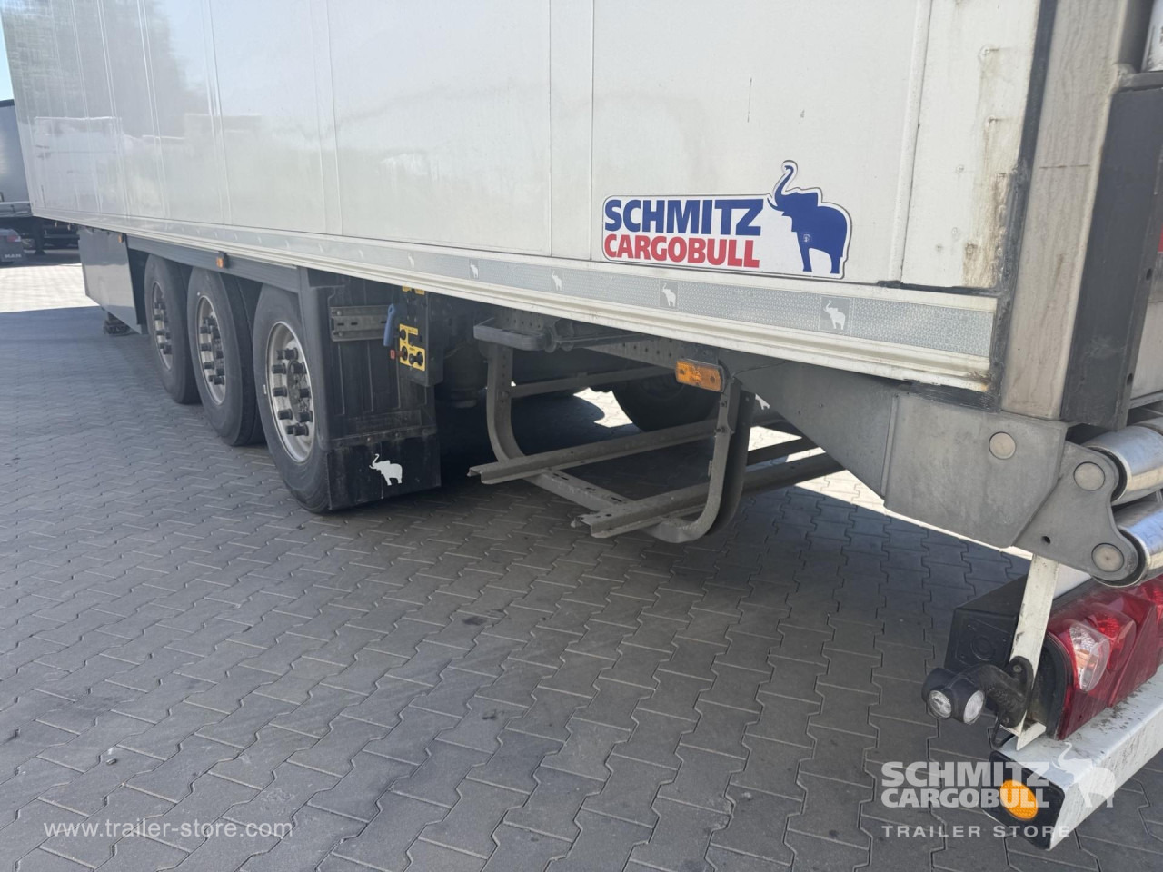 SCHMITZ Reefer Standard Double deck - Изотермический полуприцеп: фото 2 SCHMITZ Reefer Standard Double deck - Изотермический полуприцеп: фото 2
