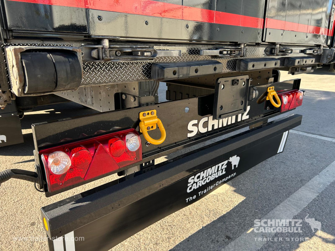 SCHMITZ Curtainsider Standard UK - Тентованный полуприцеп: фото 3 SCHMITZ Curtainsider Standard UK - Тентованный полуприцеп: фото 3