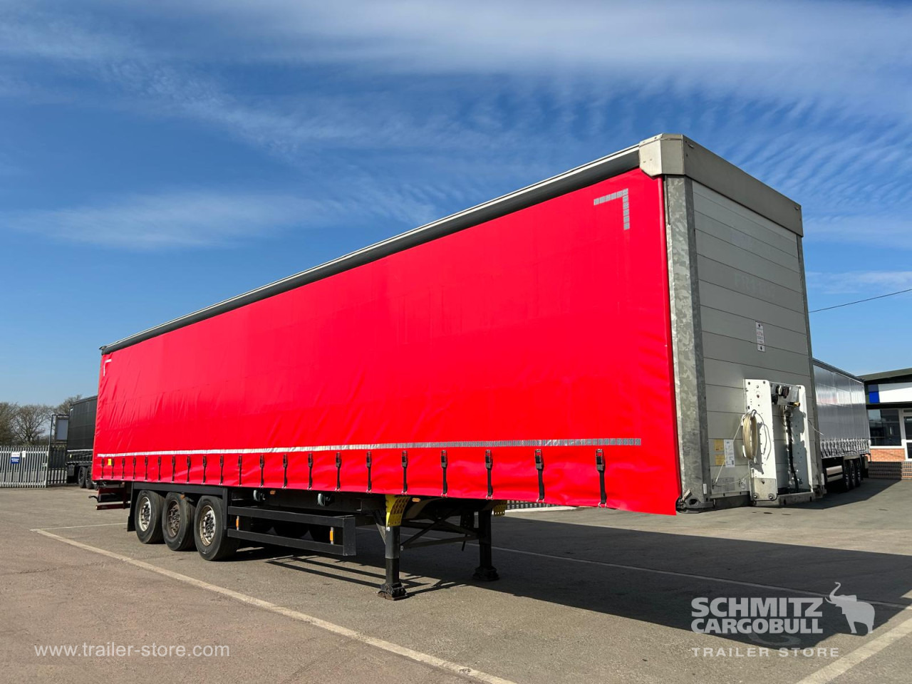 SCHMITZ Curtainsider Standard - Тентованный полуприцеп: фото 1 SCHMITZ Curtainsider Standard - Тентованный полуприцеп: фото 1
